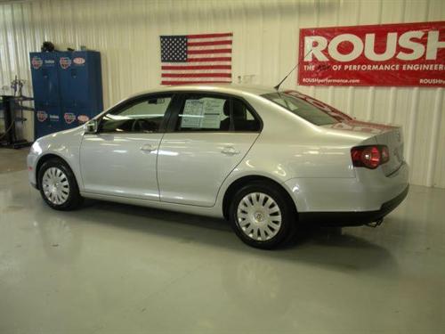 Volkswagen Jetta 2009 photo 2