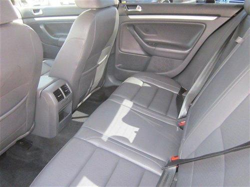 Volkswagen Jetta 2009 photo 2