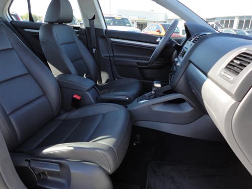 Volkswagen Jetta 2009 photo 2