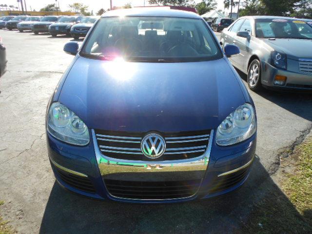 Volkswagen Jetta 2009 photo 1