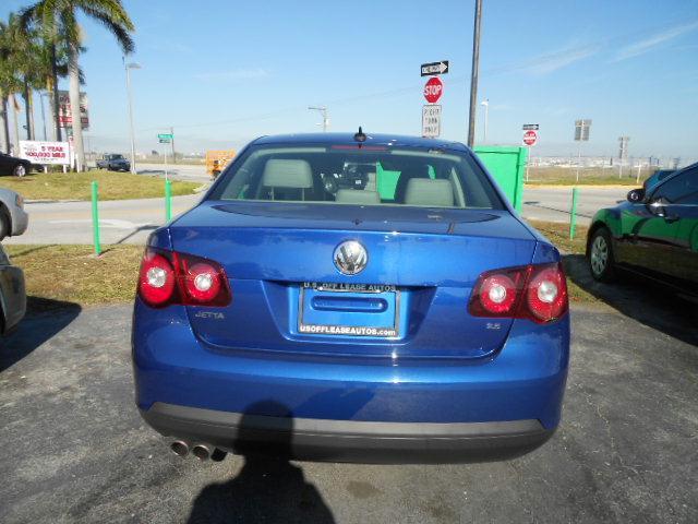 Volkswagen Jetta 2009 photo 4
