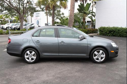 Volkswagen Jetta 2009 photo 2