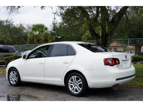 Volkswagen Jetta 2009 photo 2