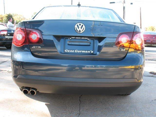 Volkswagen Jetta 2009 photo 3