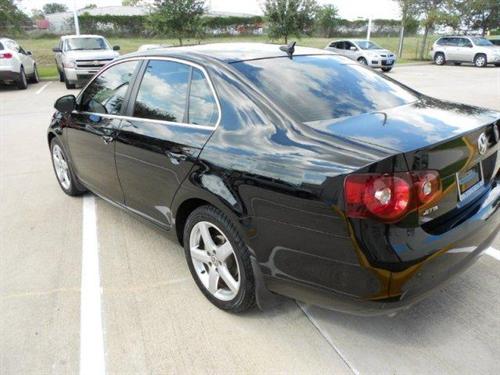 Volkswagen Jetta 2009 photo 3