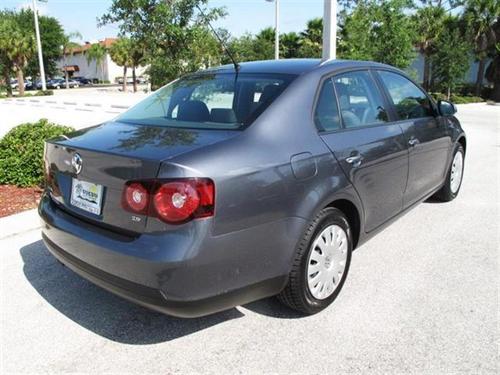 Volkswagen Jetta 2009 photo 2