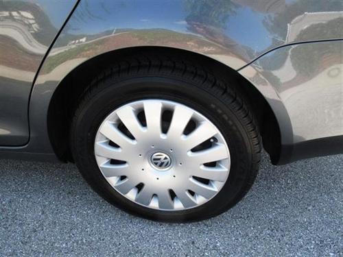 Volkswagen Jetta 2009 photo 3