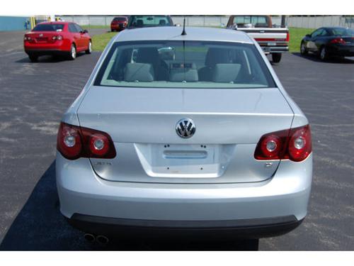Volkswagen Jetta 2009 photo 2
