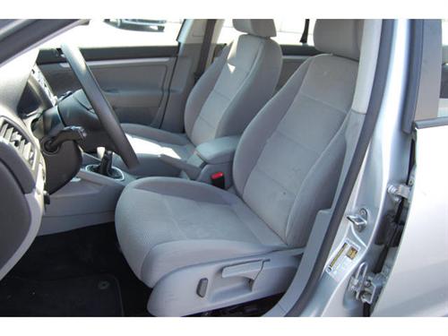 Volkswagen Jetta 2009 photo 4