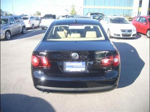 Volkswagen Jetta 2009 photo 2