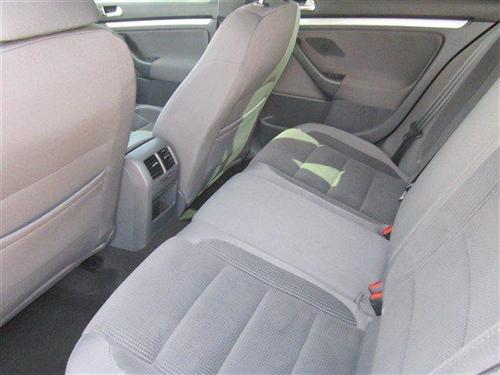 Volkswagen Jetta 2009 photo 3