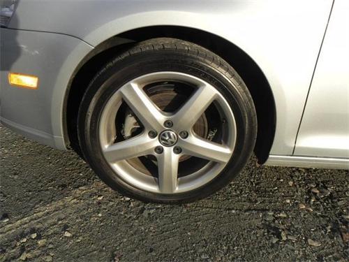 Volkswagen Jetta 2009 photo 3