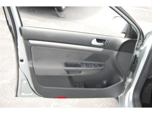 Volkswagen Jetta 2009 photo 3