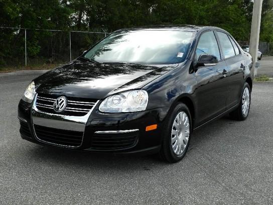 Volkswagen Jetta XR Sedan