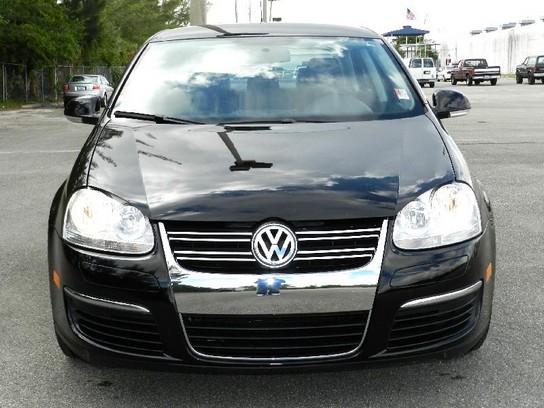 Volkswagen Jetta 2009 photo 2