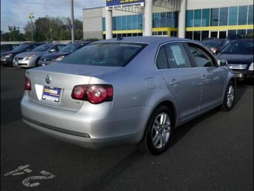Volkswagen Jetta 2009 photo 2