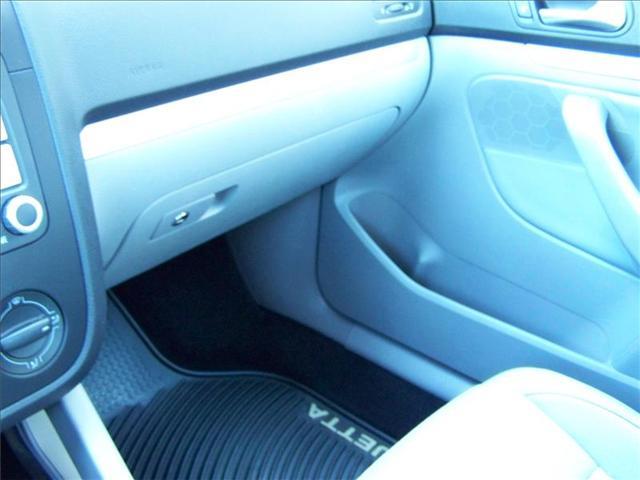 Volkswagen Jetta 2009 photo 10