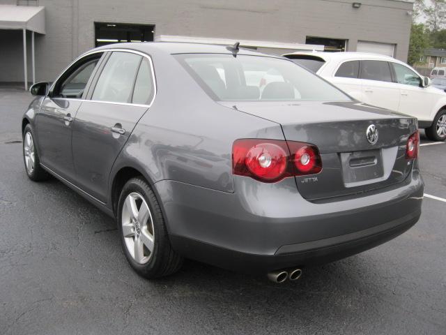 Volkswagen Jetta 2009 photo 1