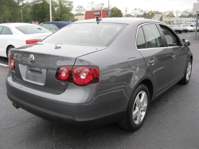 Volkswagen Jetta 2009 photo 2