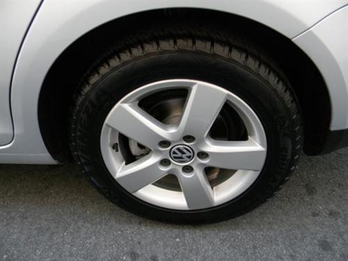 Volkswagen Jetta 2009 photo 3