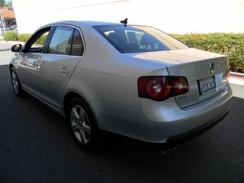 Volkswagen Jetta 2009 photo 4