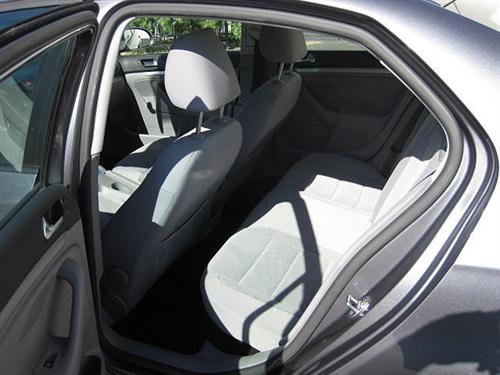 Volkswagen Jetta 2009 photo 2