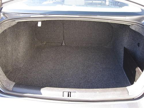 Volkswagen Jetta 2009 photo 3