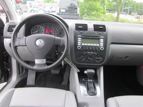 Volkswagen Jetta 2009 photo 4