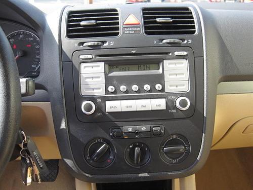 Volkswagen Jetta 2009 photo 2