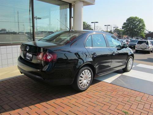 Volkswagen Jetta 2009 photo 2