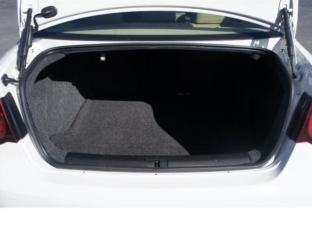 Volkswagen Jetta 2009 photo 3