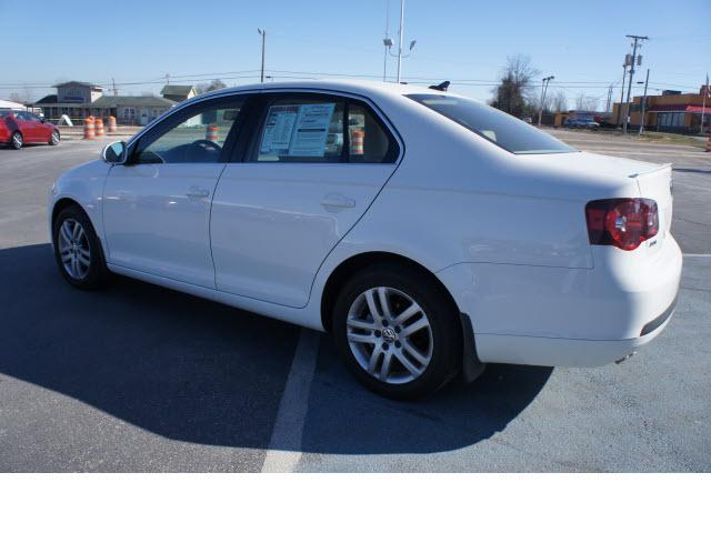 Volkswagen Jetta 2009 photo 4