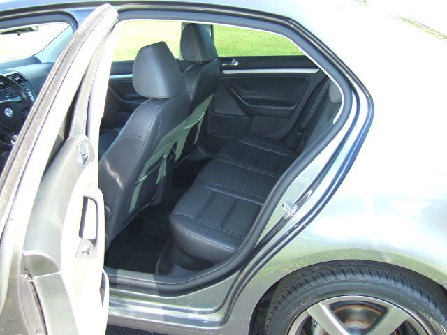 Volkswagen Jetta CD With MP3 Sedan