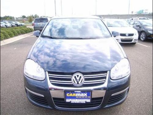 Volkswagen Jetta 2009 photo 1