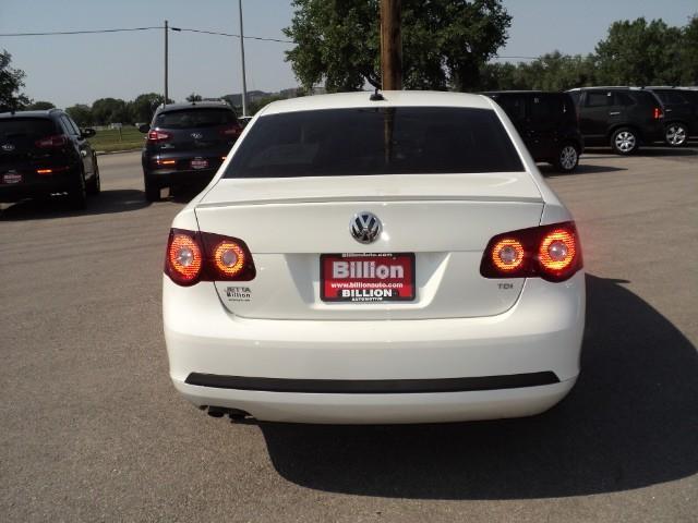 Volkswagen Jetta 2009 photo 3