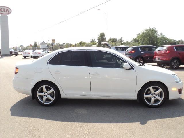 Volkswagen Jetta 2009 photo 4