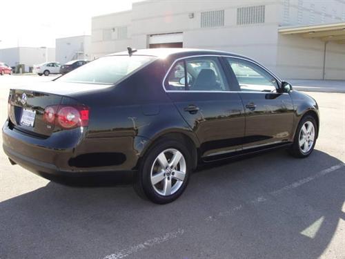 Volkswagen Jetta 2009 photo 4