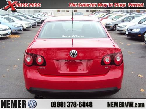 Volkswagen Jetta 2009 photo 2