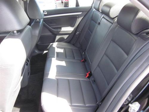 Volkswagen Jetta 2009 photo 3