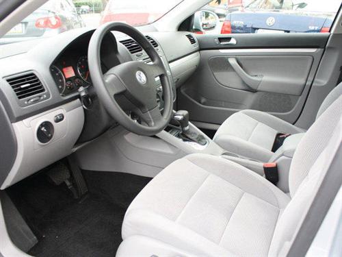 Volkswagen Jetta 2009 photo 2