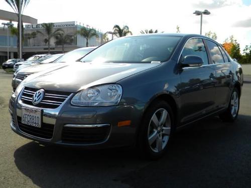 Volkswagen Jetta 2WD 4dr XLT Other