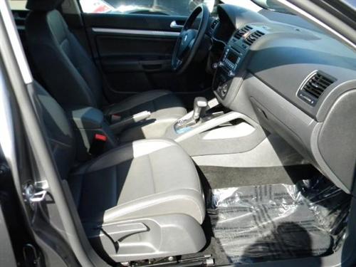 Volkswagen Jetta 2009 photo 4