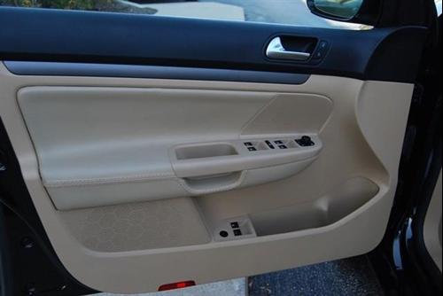 Volkswagen Jetta 2009 photo 4