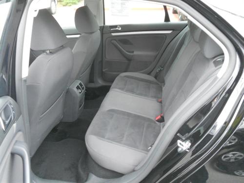 Volkswagen Jetta 2009 photo 2