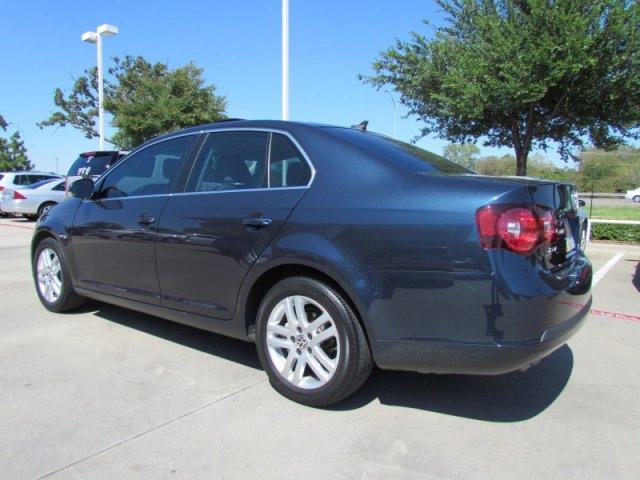 Volkswagen Jetta 2009 photo 2