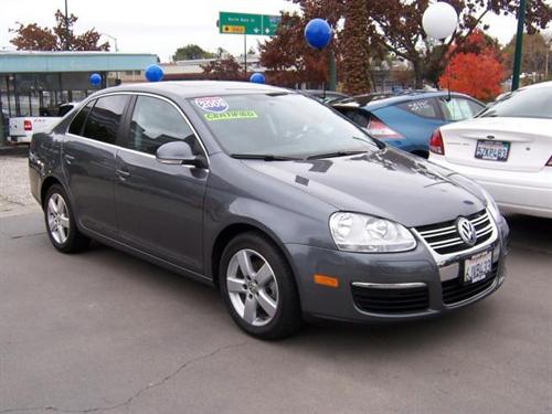 Volkswagen Jetta 2WD 4dr XLT Other