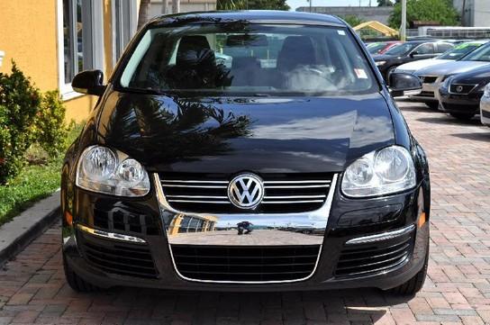 Volkswagen Jetta XR Sedan