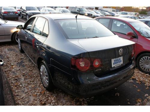 Volkswagen Jetta 2009 photo 3