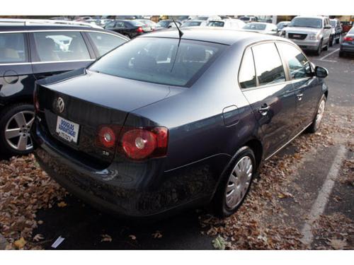 Volkswagen Jetta 2009 photo 4