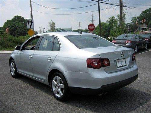 Volkswagen Jetta 2009 photo 3